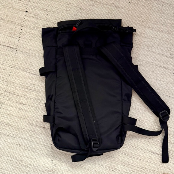 Topo Designs Rover Pack Mini Black / Unisex - Picture 4 of 5